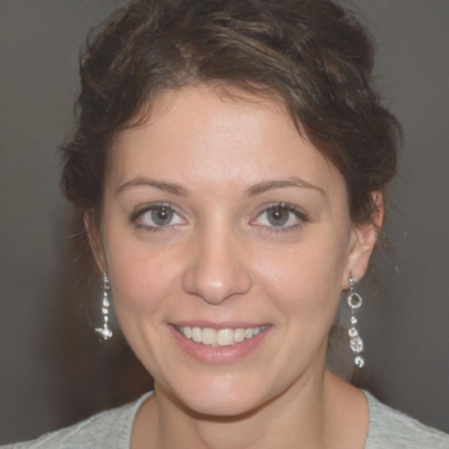 Kiera Thorndike, Investment Analyst